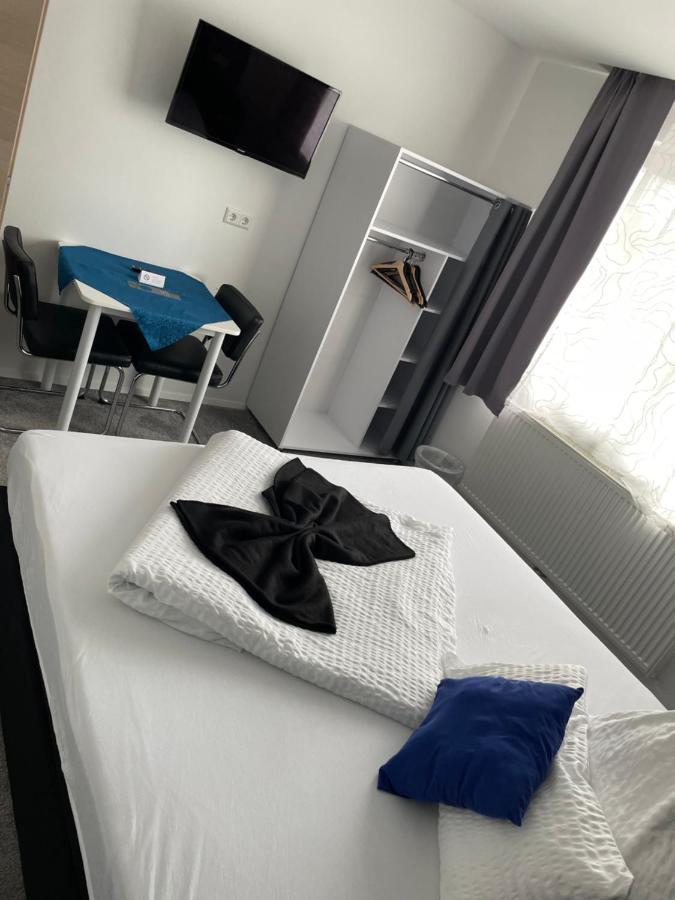 Gaestehaus Uezel Friedrichshafen Extérieur photo